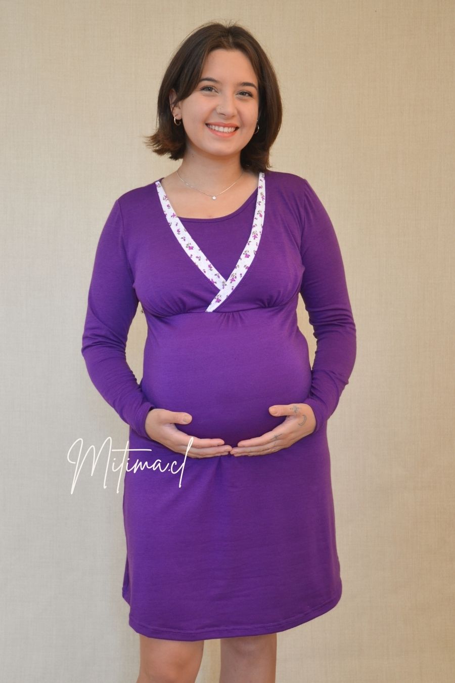 Camisolas y pijamas embarazo. Lactancia mujer premamá Chile. Camisa de dormir maternidad. Ropa maternal. Tienda online. Maternity. Envío a todo Chile. Económica. Fular. Faja post parto. Moda juvenil.