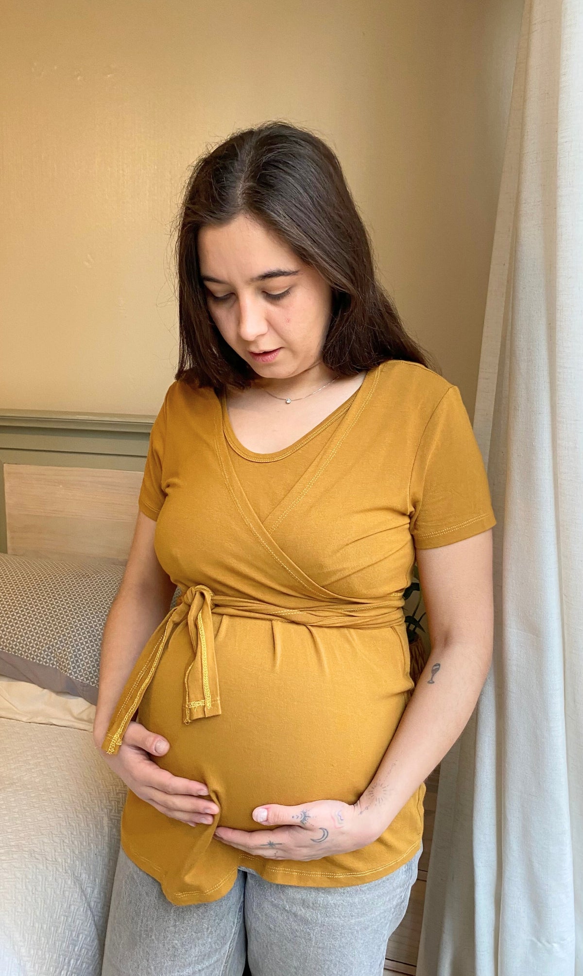 Polera Maternal y Lactancia Mostaza